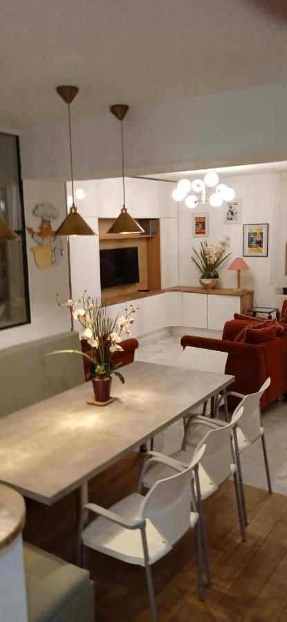 Liege 4420 Rue Jean Jaures 45 Grande Maison Joyeuse Avec Terrasse 30M2 Pour 8 Personnes Maximum Saint-Nicolas  Εξωτερικό φωτογραφία