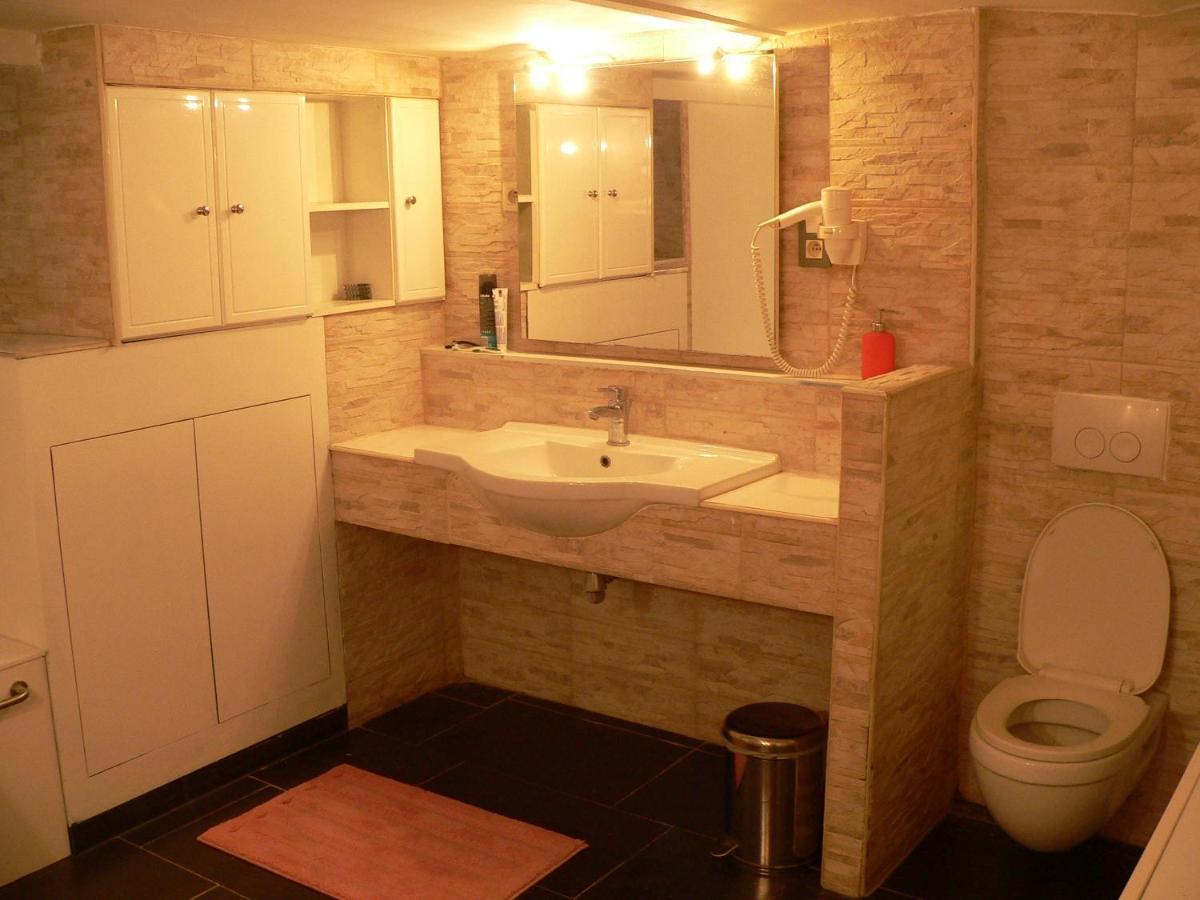 Liege 4420 Rue Jean Jaures 45 Grande Maison Joyeuse Avec Terrasse 30M2 Pour 8 Personnes Maximum Saint-Nicolas  Εξωτερικό φωτογραφία
