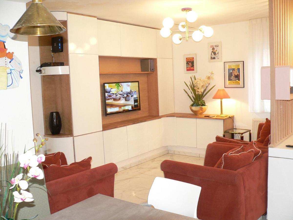Liege 4420 Rue Jean Jaures 45 Grande Maison Joyeuse Avec Terrasse 30M2 Pour 8 Personnes Maximum Saint-Nicolas  Εξωτερικό φωτογραφία
