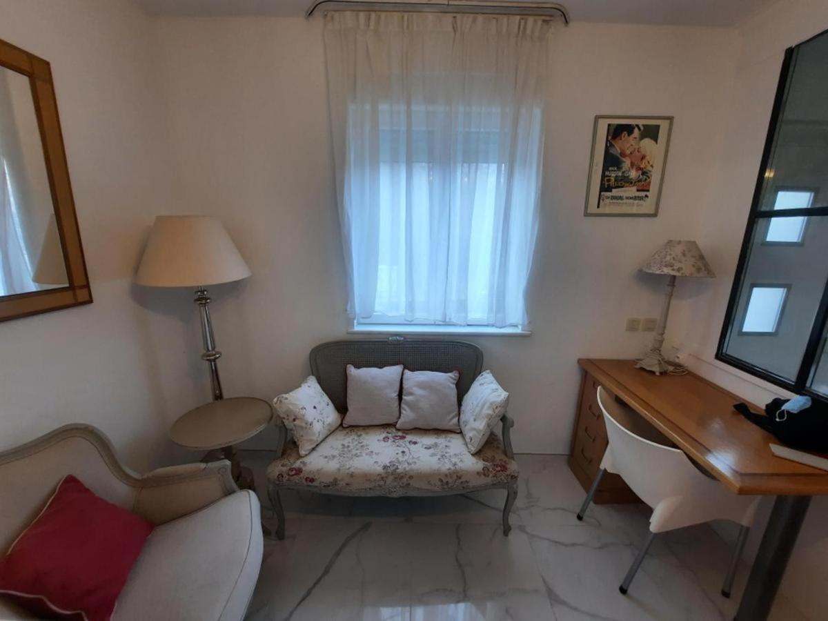 Liege 4420 Rue Jean Jaures 45 Grande Maison Joyeuse Avec Terrasse 30M2 Pour 8 Personnes Maximum Saint-Nicolas  Εξωτερικό φωτογραφία